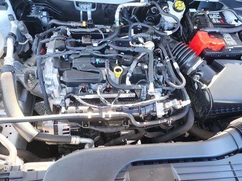 Used 2021 Ford Escape SE image 16