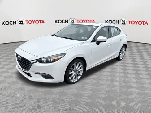 Used 2017 MAZDA MAZDA3 Touring image 3