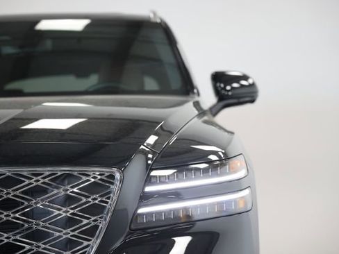 Used 2025 Genesis GV80 3.5T Prestige AWD/4WD image 3