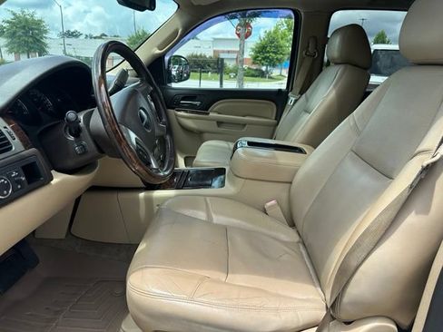 Used 2013 GMC Yukon Denali RWD image 19