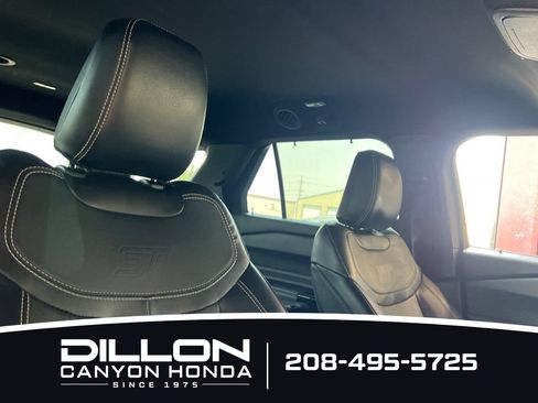 Used 2022 Ford Explorer ST w/ Equipment Group 401A AWD/4WD image 18