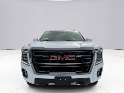 Used 2021 GMC Yukon AT4 w/ Technology Package image 8