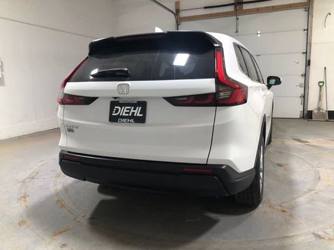 Used 2025 Honda CR-V EX-L image 6