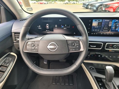 Used 2026 Nissan Sentra SL w/ Floor Mat Package FWD image 19