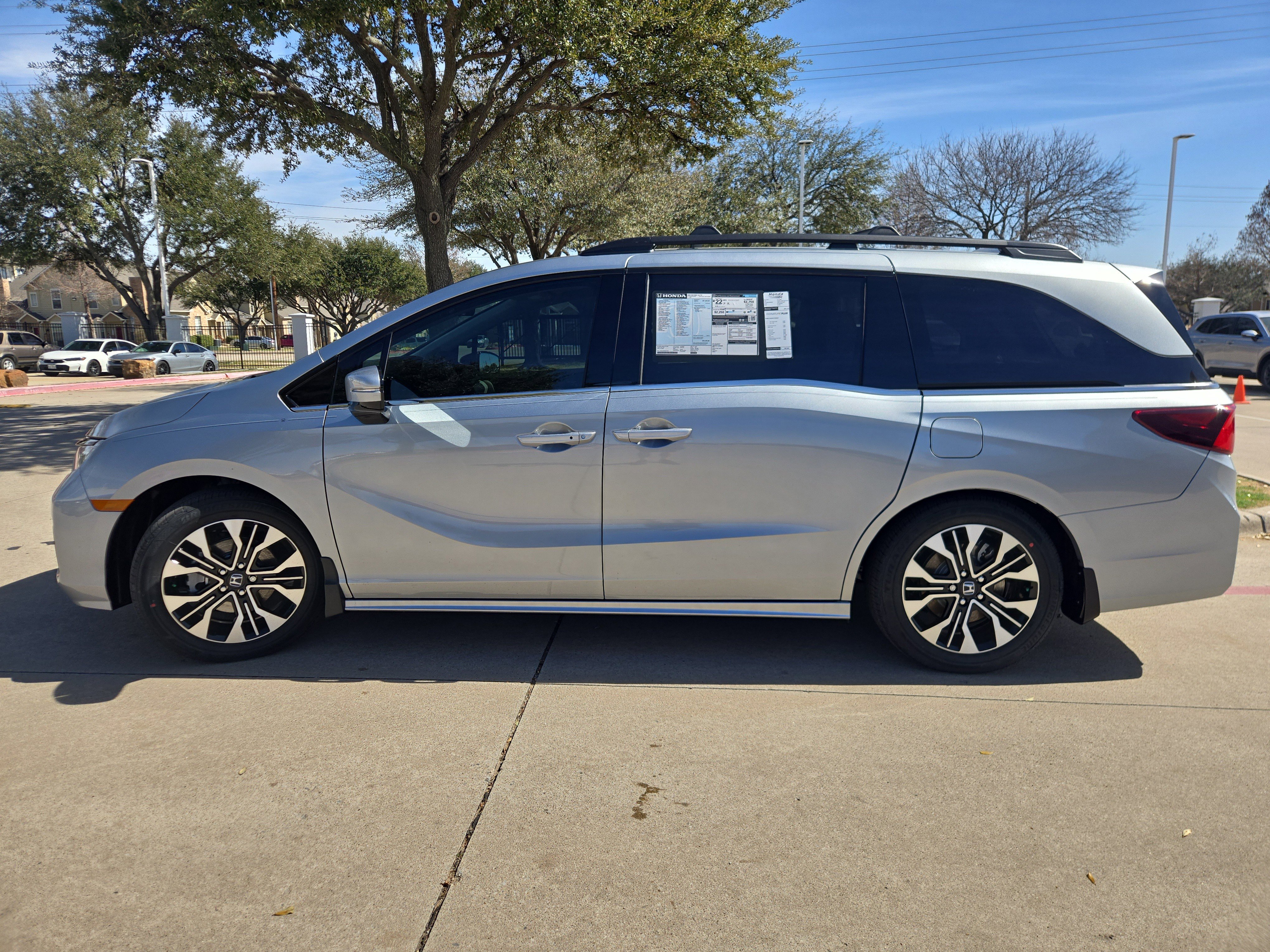 New 2027 Honda Odyssey Elite image 6