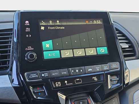 Certified 2024 Honda Odyssey EX image 26
