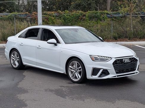 Used 2023 Audi A4 2.0T Premium w/ Convenience Package image 3