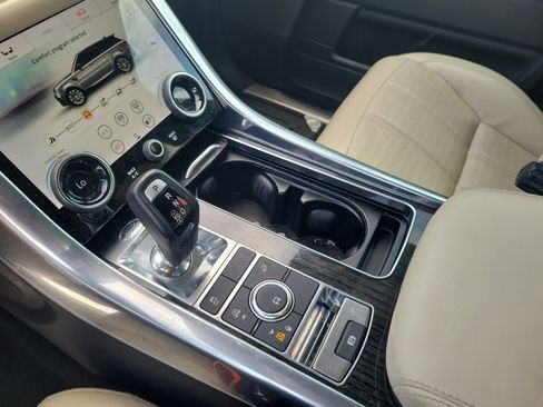 Used 2019 Land Rover Range Rover Sport HSE Dynamic AWD/4WD image 24