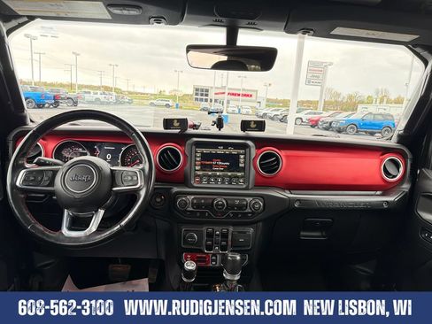 Used 2021 Jeep Wrangler Unlimited Rubicon w/ Dual Top Group AWD/4WD image 12