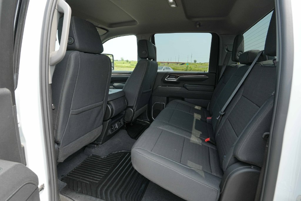 Used 2025 Chevrolet Silverado 2500 LT w/ Convenience Package AWD/4WD image 19