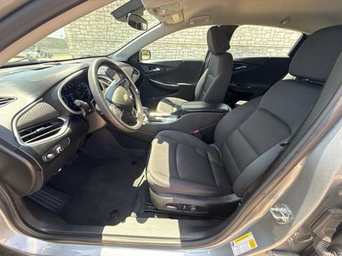 Used 2024 Chevrolet Malibu LT FWD image 18