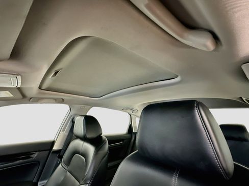 Used 2024 Honda Civic Touring image 27