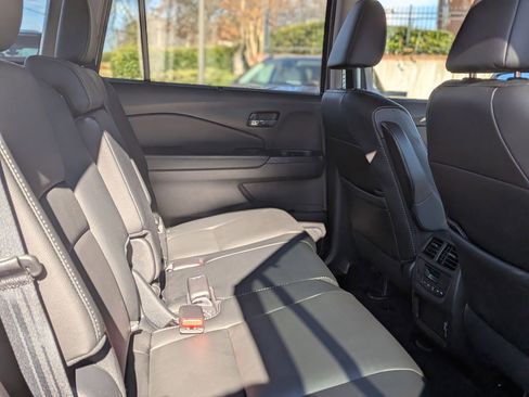 Used 2021 Honda Pilot EX-L image 35