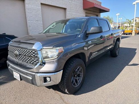 Used 2020 Toyota Tundra SR5 w/ SR5 Upgrade Package AWD/4WD image 21
