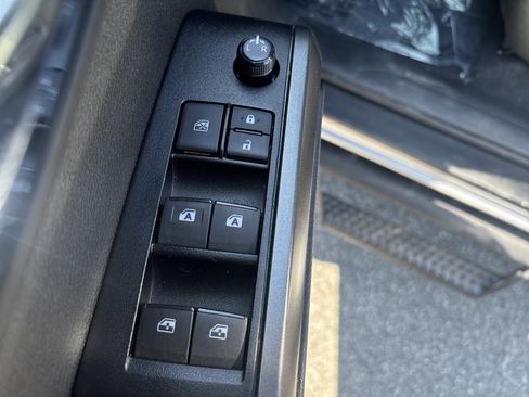 Used 2022 Toyota Tacoma TRD Sport AWD/4WD image 47