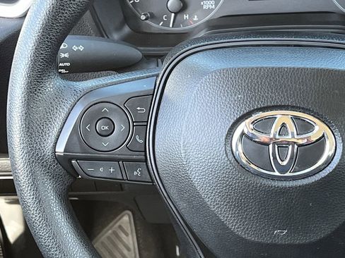 Used 2024 Toyota Corolla LE image 12
