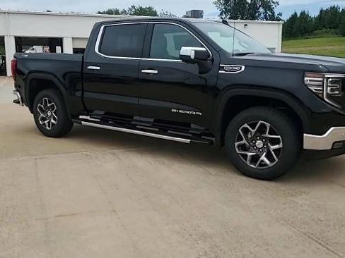 New 2026 GMC Sierra 1500 SLT w/ SLT Premium Plus Package image 2