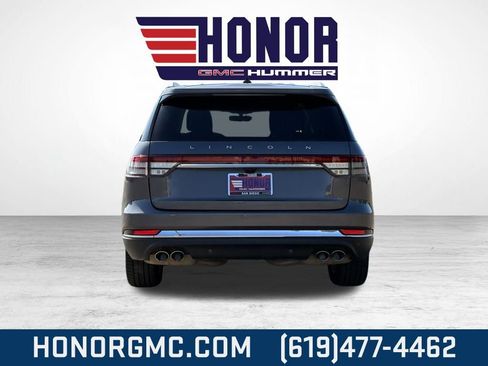 Used 2022 Lincoln Aviator Reserve w/ Equipment Group 201A image 4