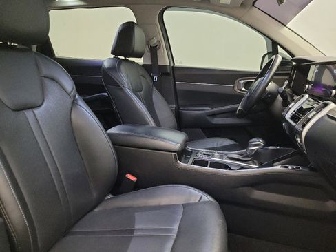 Used 2022 Kia Sorento EX w/ Panoramic Sunroof Package FWD image 21