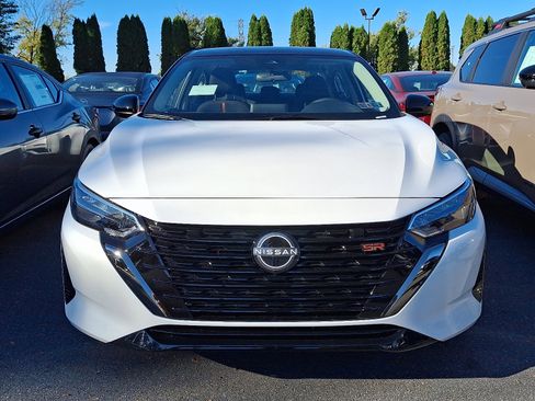 New 2025 Nissan Sentra SR image 2