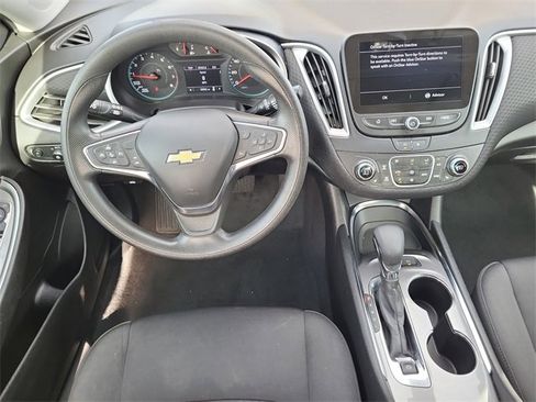 Used 2024 Chevrolet Malibu LT image 23