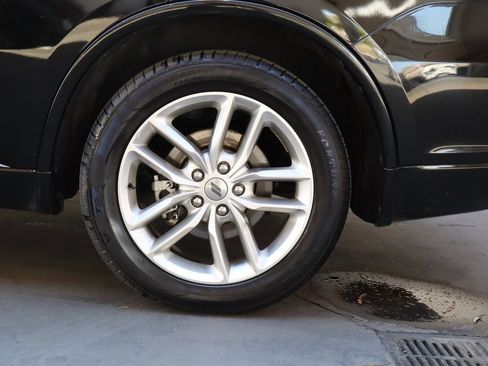 Used 2024 Dodge Durango GT RWD image 13
