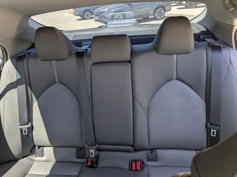 Used 2022 Toyota Camry LE FWD image 27
