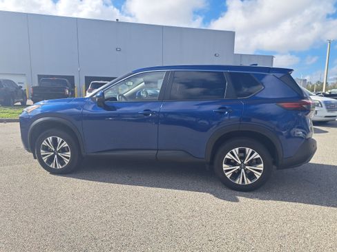 Certified 2023 Nissan Rogue SV image 8