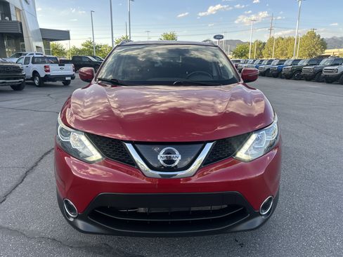 Used 2018 Nissan Rogue Sport SV w/ SV All-Weather Package image 8