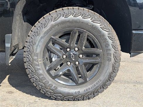 New 2026 Chevrolet Silverado 1500 Custom Trail Boss image 6