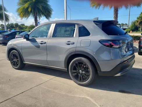 New 2026 Honda HR-V Sport image 4