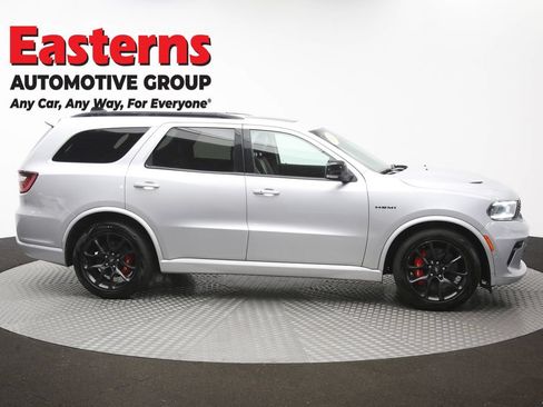 Used 2024 Dodge Durango R/T w/ Tow 'N Go Package AWD/4WD image 46