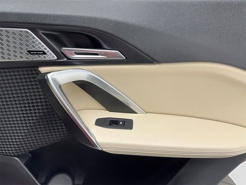 Used 2025 BMW X2 xDrive28i w/ Premium Package image 51