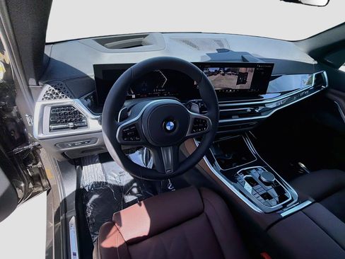 New 2026 BMW X5 xDrive40i w/ M Sport Package AWD/4WD image 26