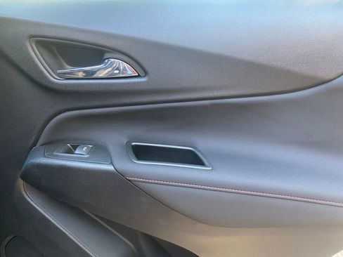 Used 2023 Chevrolet Equinox RS image 20