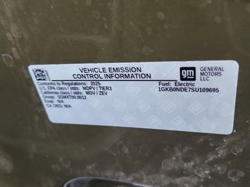 Used 2025 GMC Hummer EV 2X w/ LPO, Cargo Utility Package image 62