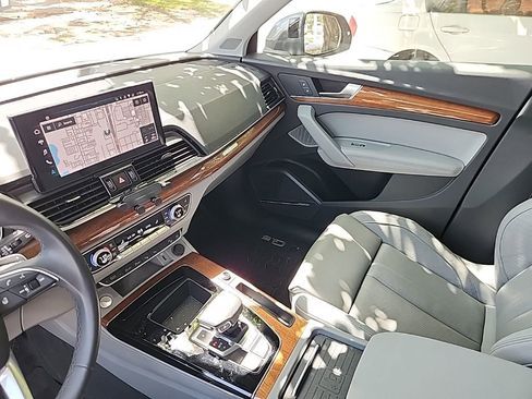 Used 2023 Audi Q5 2.0T Prestige image 6