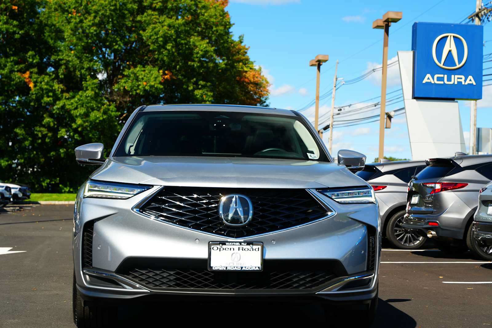 Certified 2026 Acura MDX w/ Technology Package AWD/4WD image 2