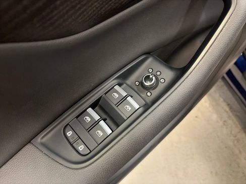 Used 2021 Audi Q7 AWD/4WD image 15