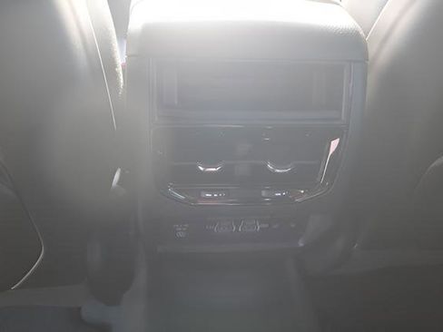 New 2025 Jeep Grand Cherokee Limited image 26