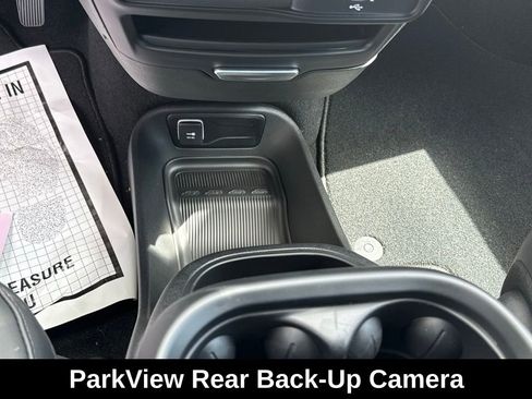 New 2026 Chrysler Pacifica Select image 15