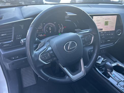 Used 2022 Lexus NX 350 AWD image 32