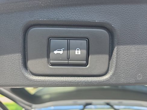 Used 2025 Nissan Pathfinder Platinum w/ Cargo Package FWD image 13