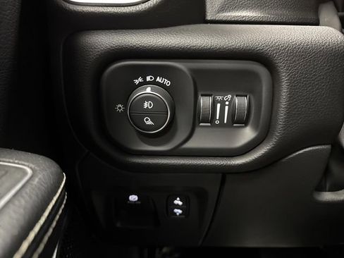 Used 2023 RAM 1500 Laramie image 26