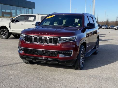 Used 2024 Jeep Wagoneer PREMIUM GROUP w/ Premium Group I image 4