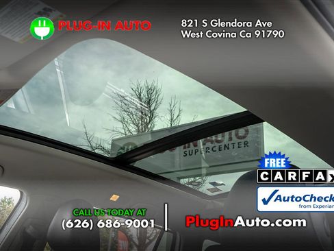 Used 2018 Volkswagen Atlas SEL Premium image 9