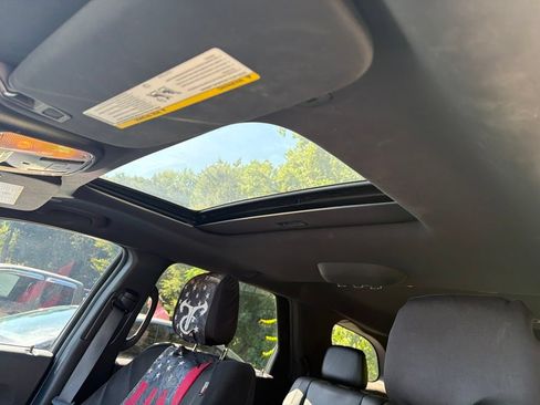 Used 2022 Dodge Durango GT RWD image 16