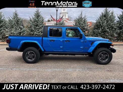 Used 2022 Jeep Gladiator Rubicon w/ Trailer Tow Package image 2
