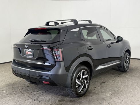 Used 2026 Nissan Kicks SV w/ Cold Weather Package FWD image 9