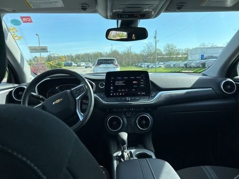 Used 2024 Chevrolet Blazer LT w/ Convenience Package image 5